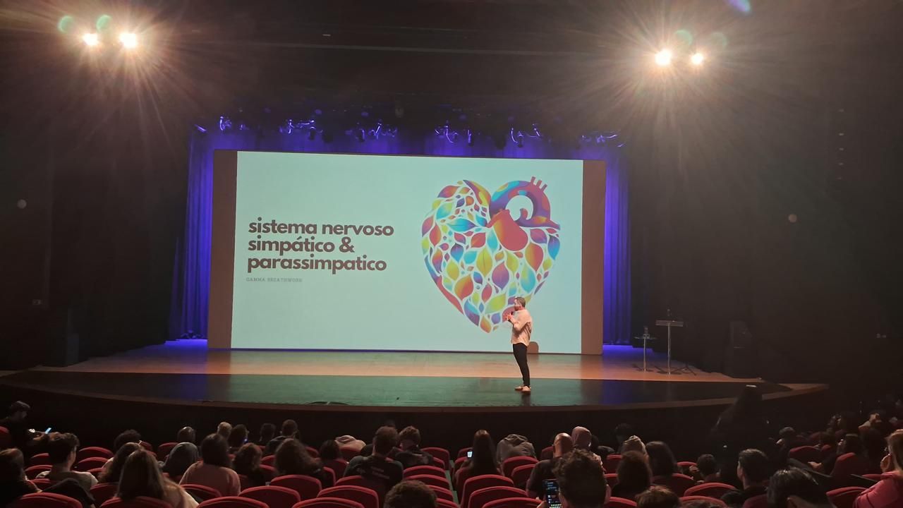 Palestra em teatro